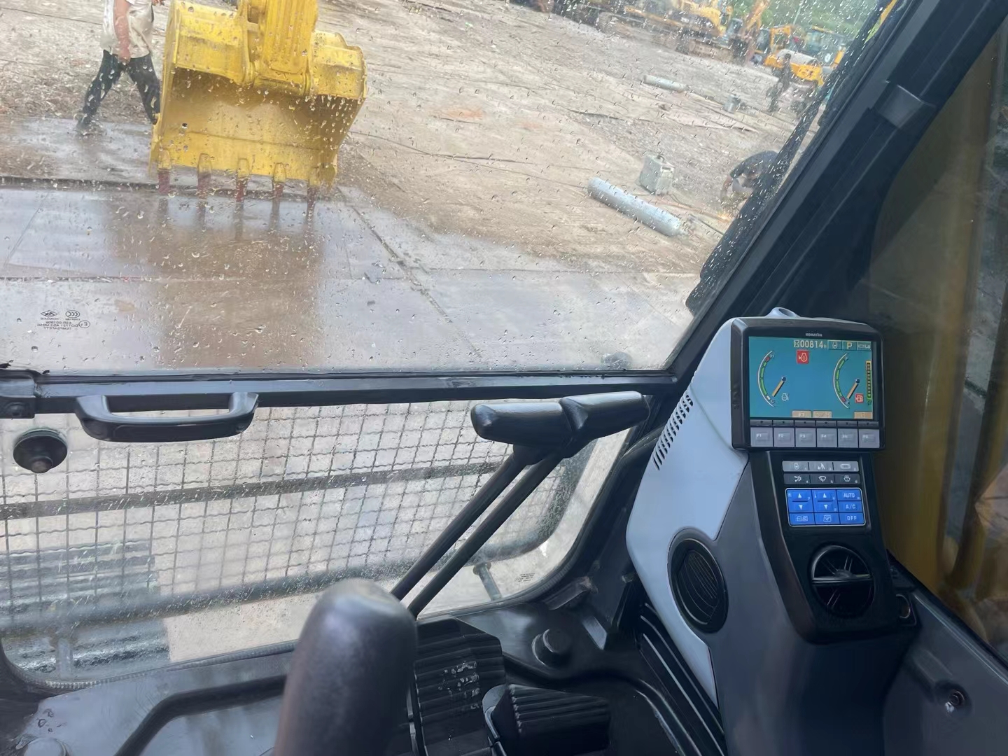 KOMATSU PC240 Excavator  
