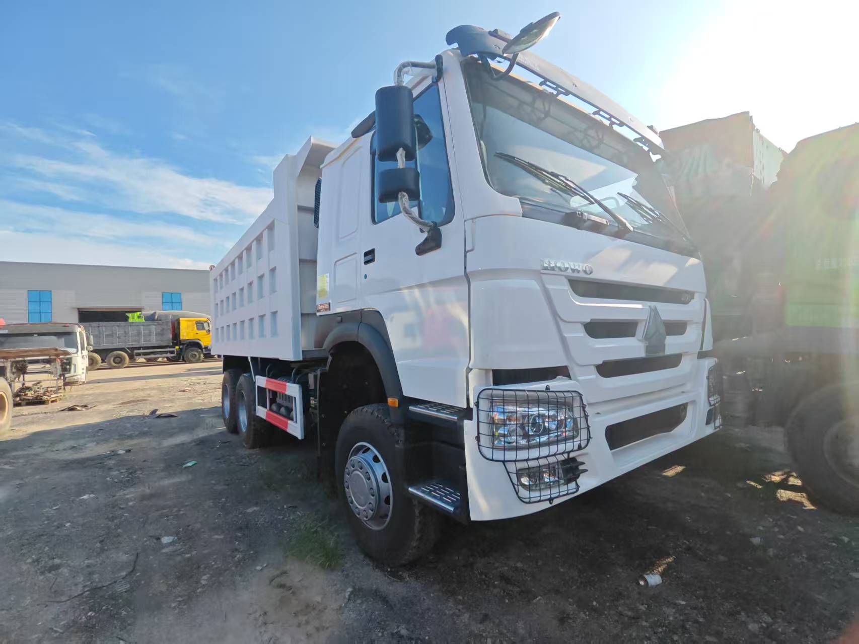 HOWO 6X4 dump truck