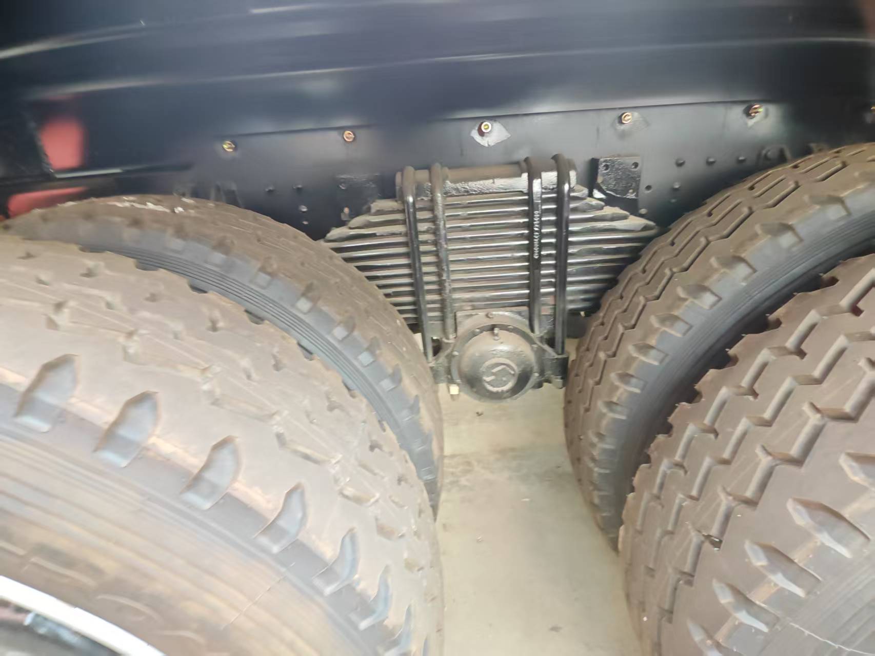 SHACMAN F3000 6x4