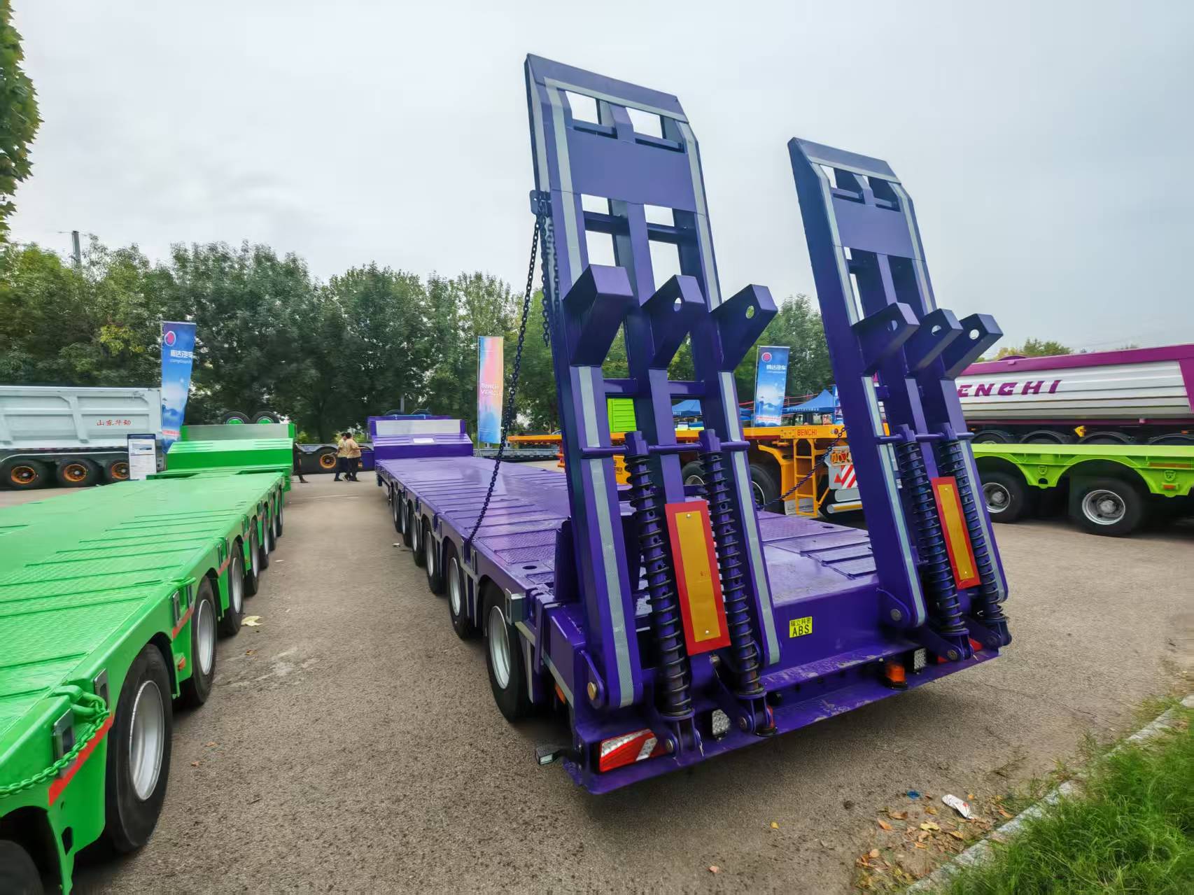 72-ton semi-trailer