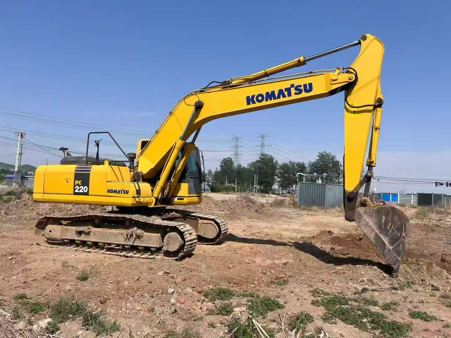 Komatsu PC220 - 8M0
