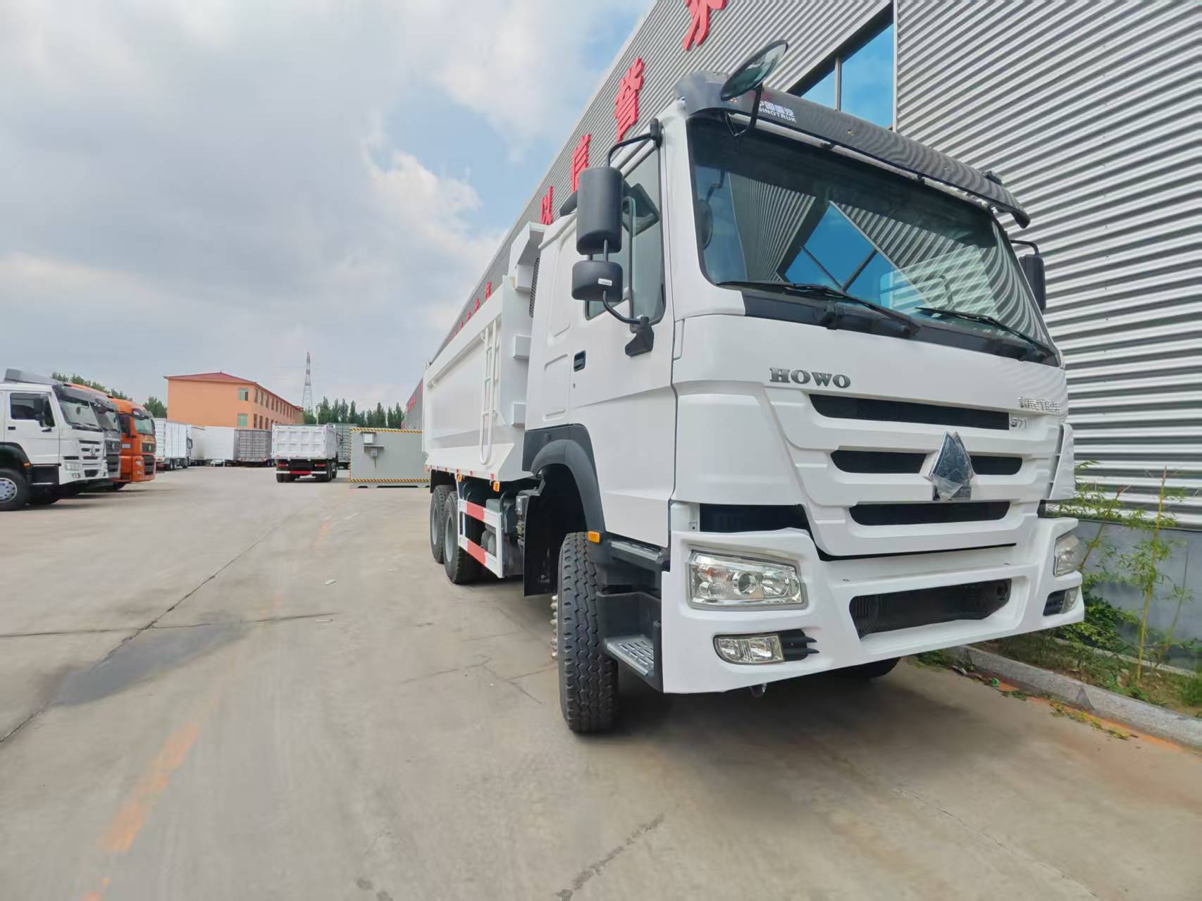 HOWO 6x4 Dump Trucks