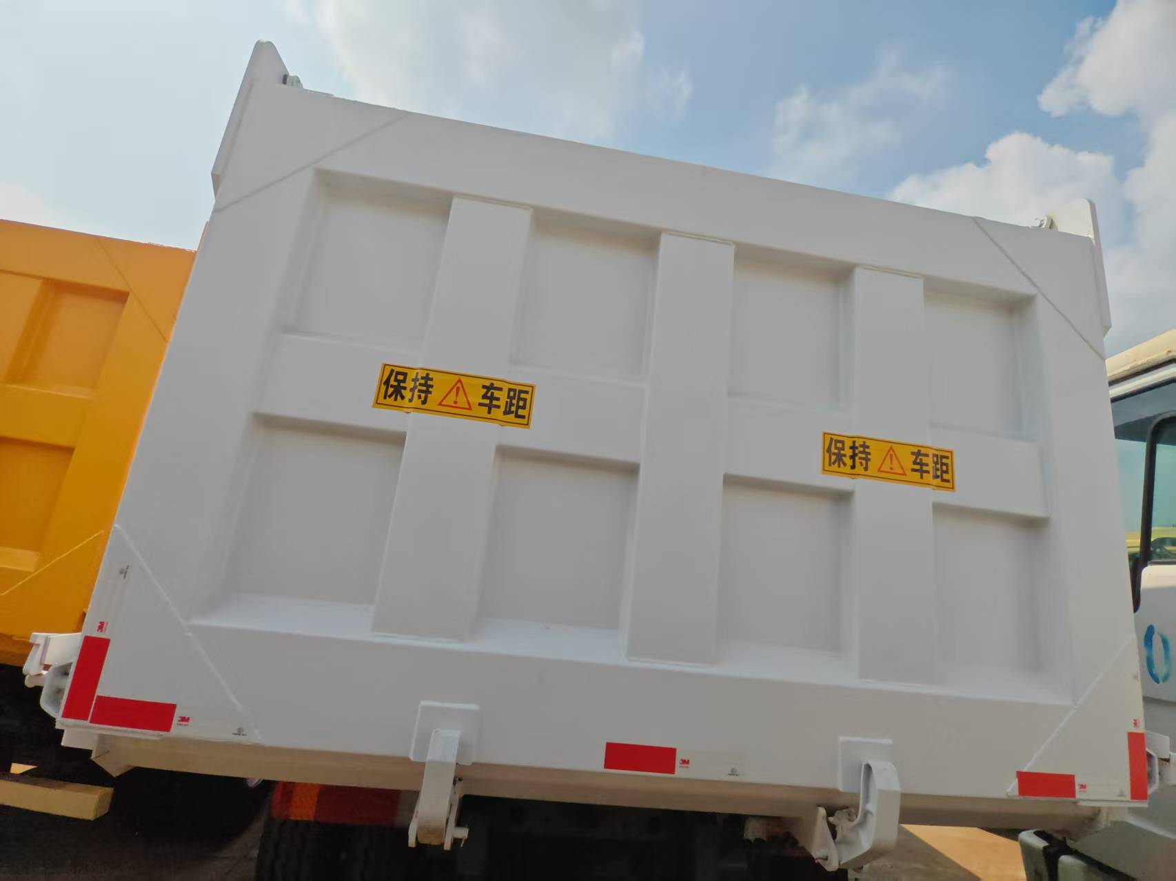 low price dump truck