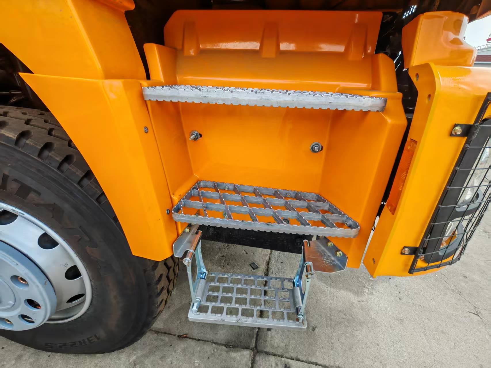 20m³ Dump Truck