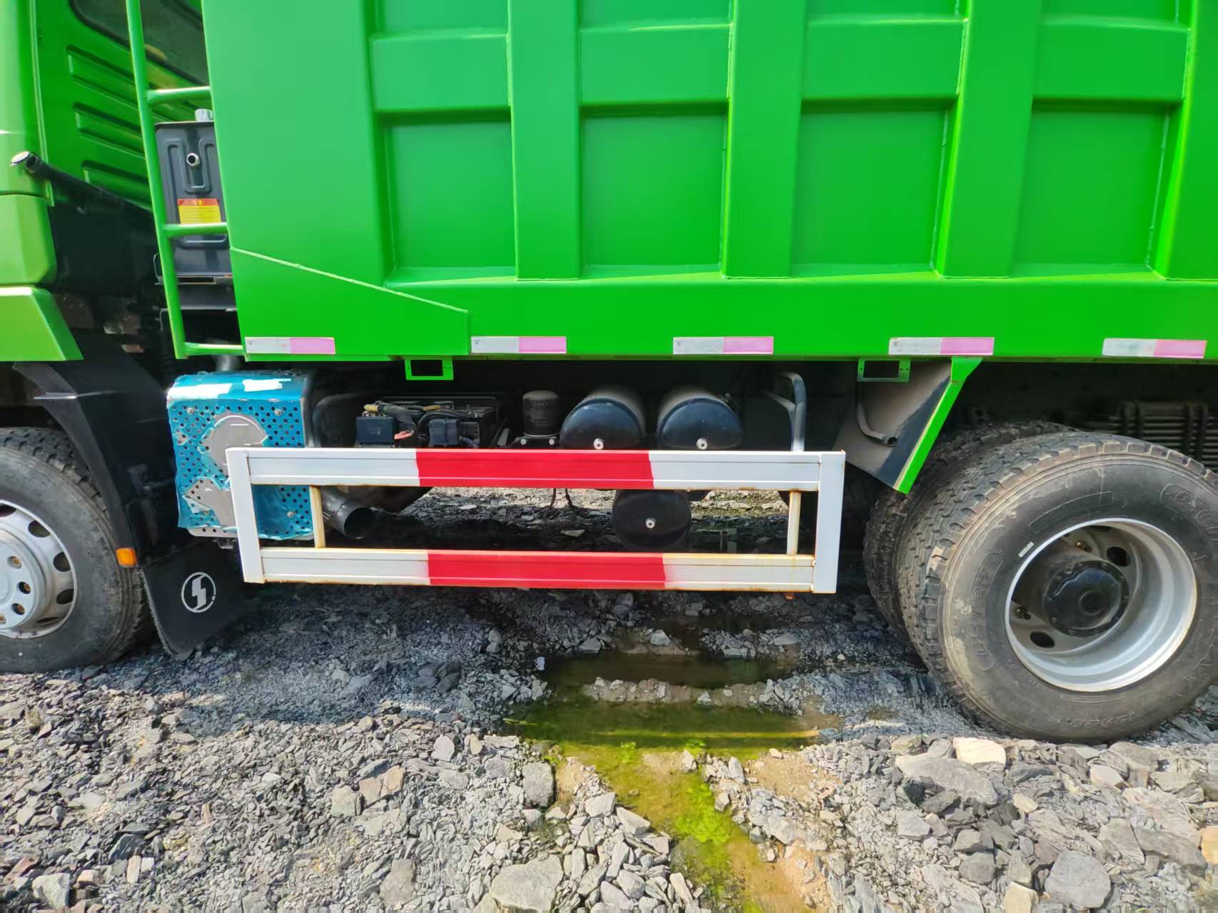 secondhand dump truck