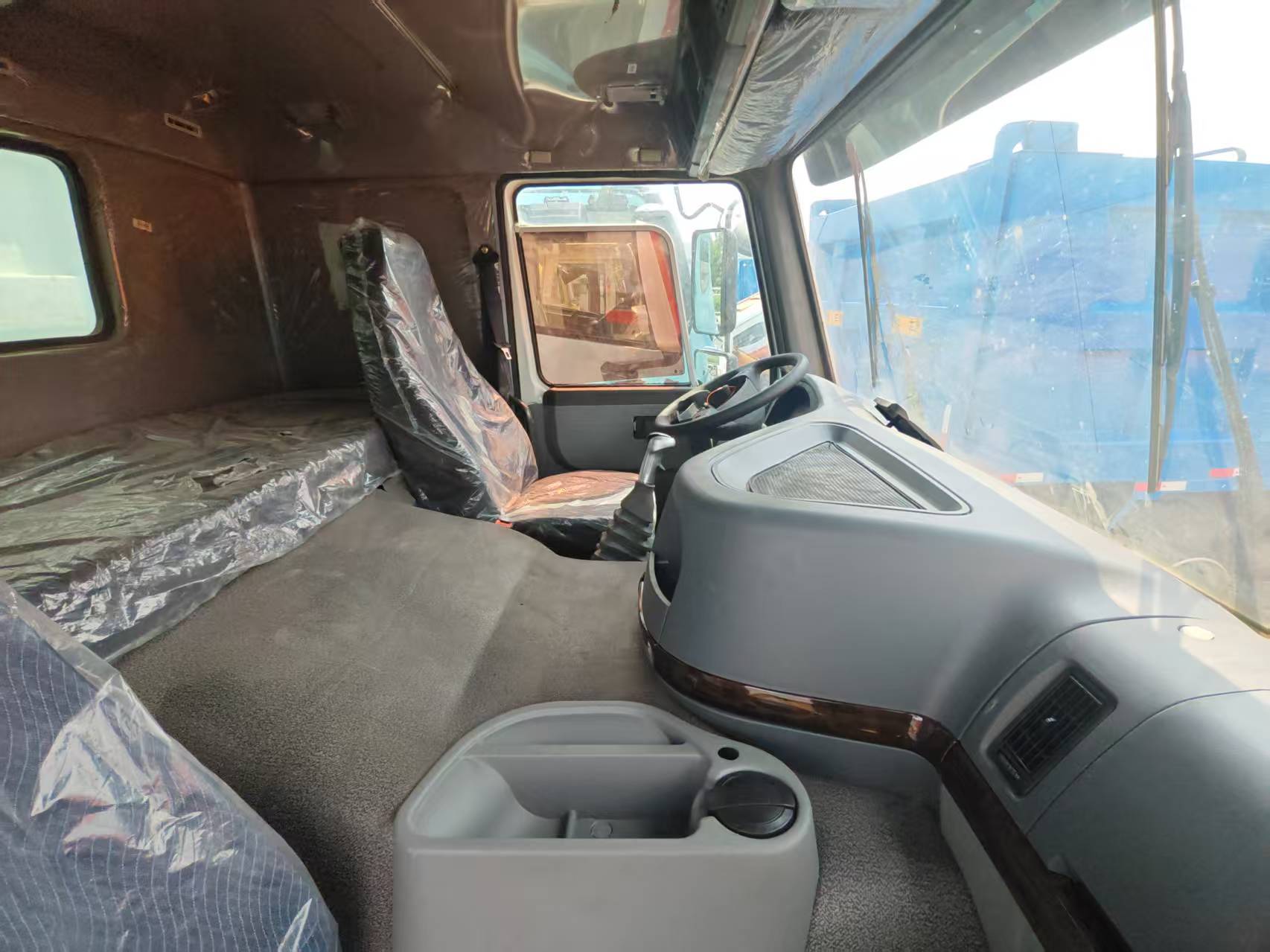 secondhand dump truck