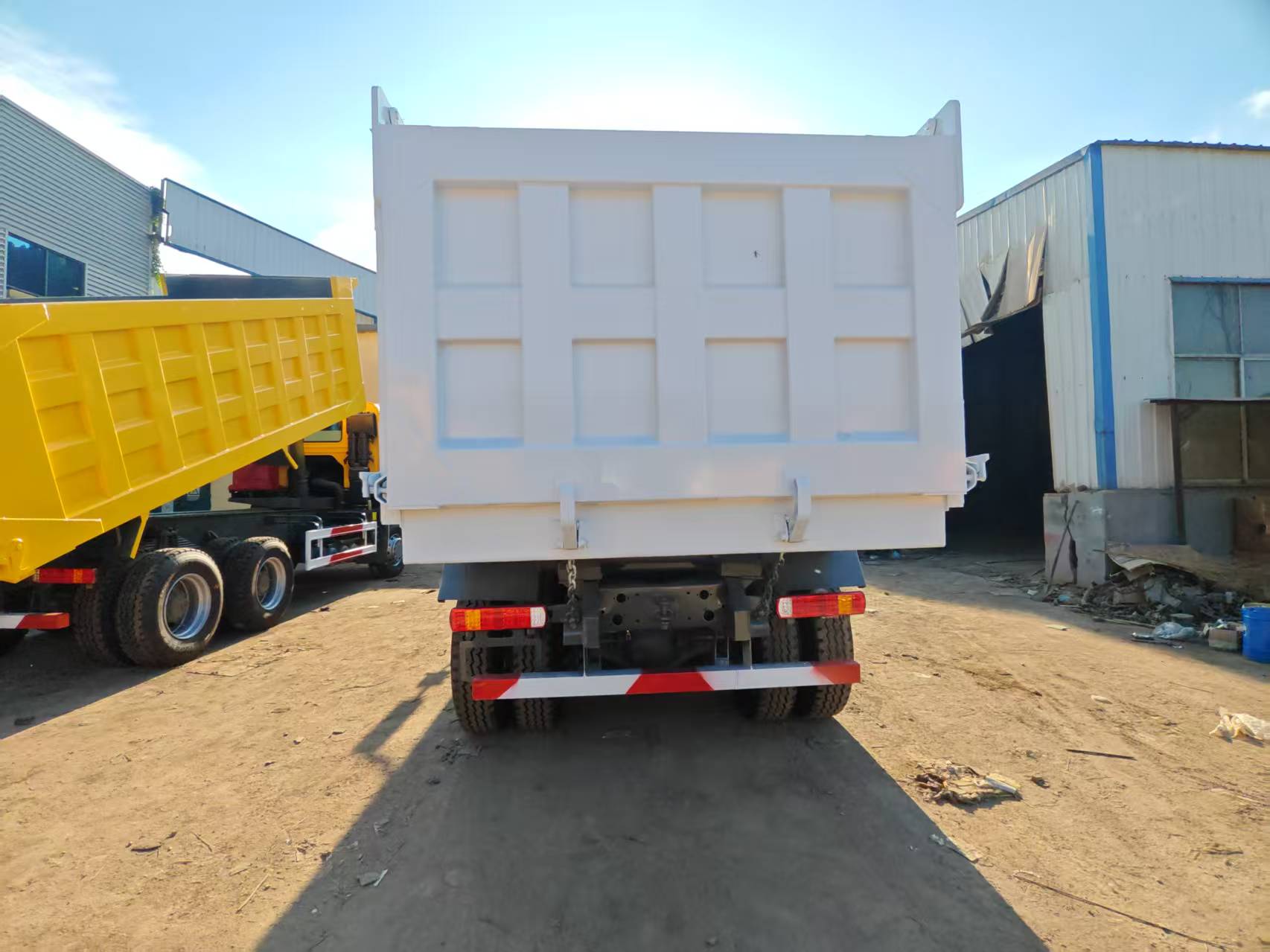 secondhand dumper truck