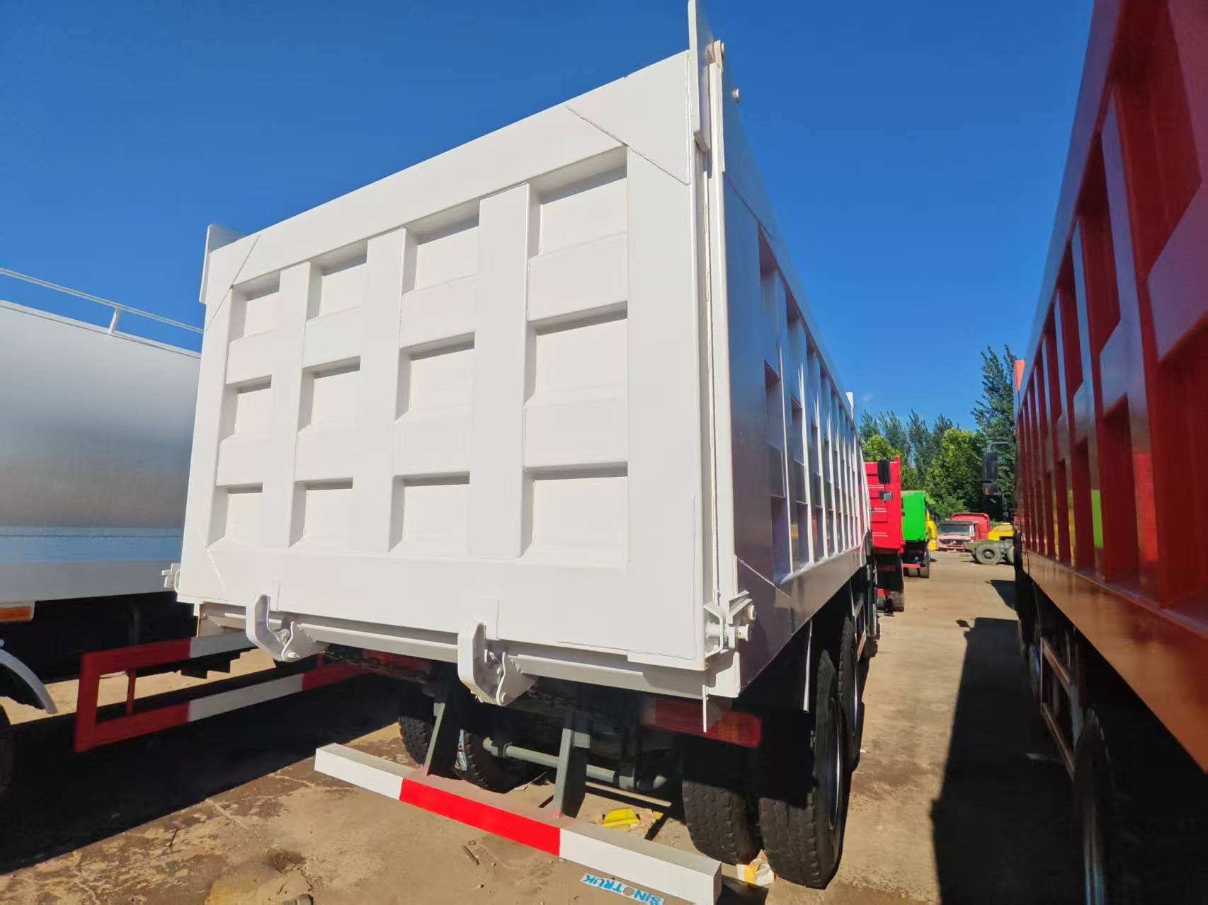 HOWO 6x4 Dump Trucks 