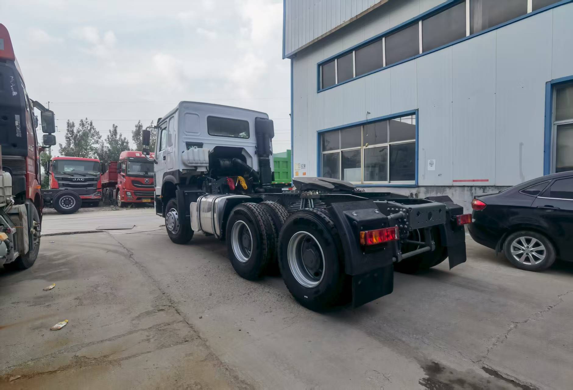 secondhand trailer truck