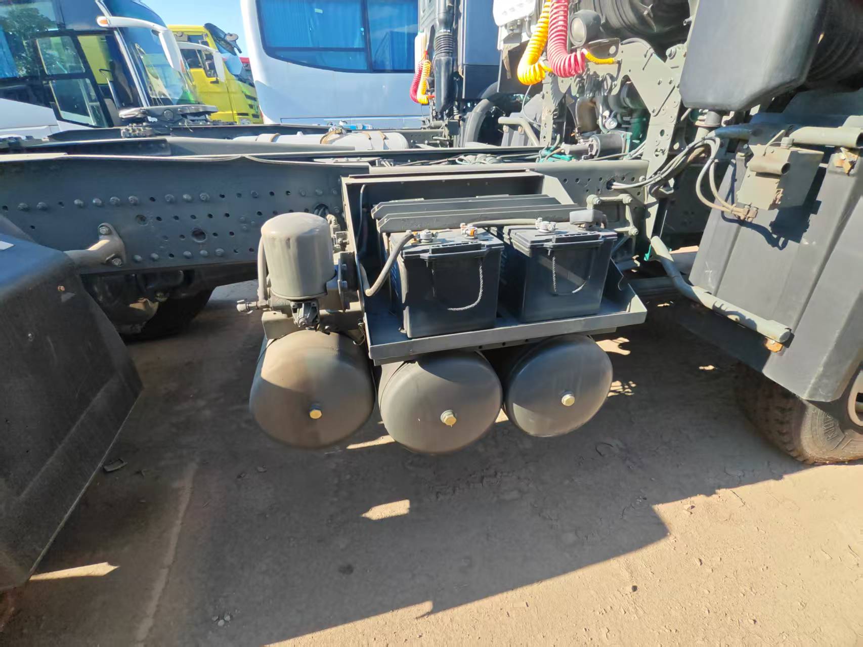 SINOTRUK HOWO 6*4 Tractor Truck