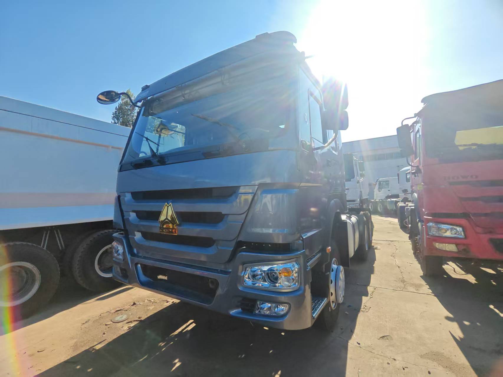 SINOTRUK HOWO 6*4 Tractor Truck
