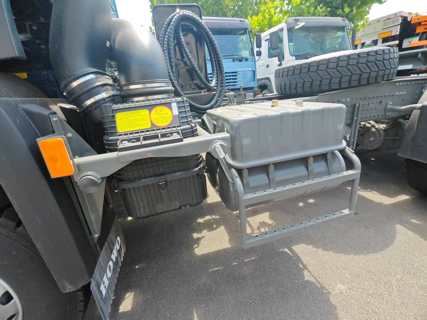 SINOTRUK HOWO 6*4 Tractor Truck