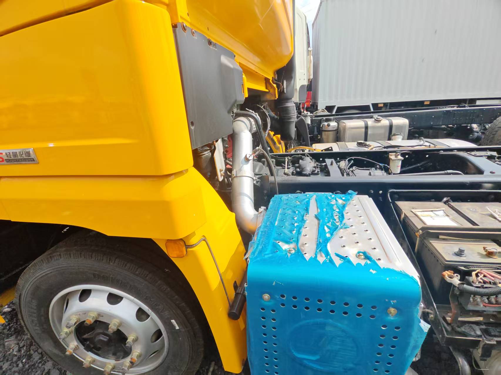shacman tractor truck
