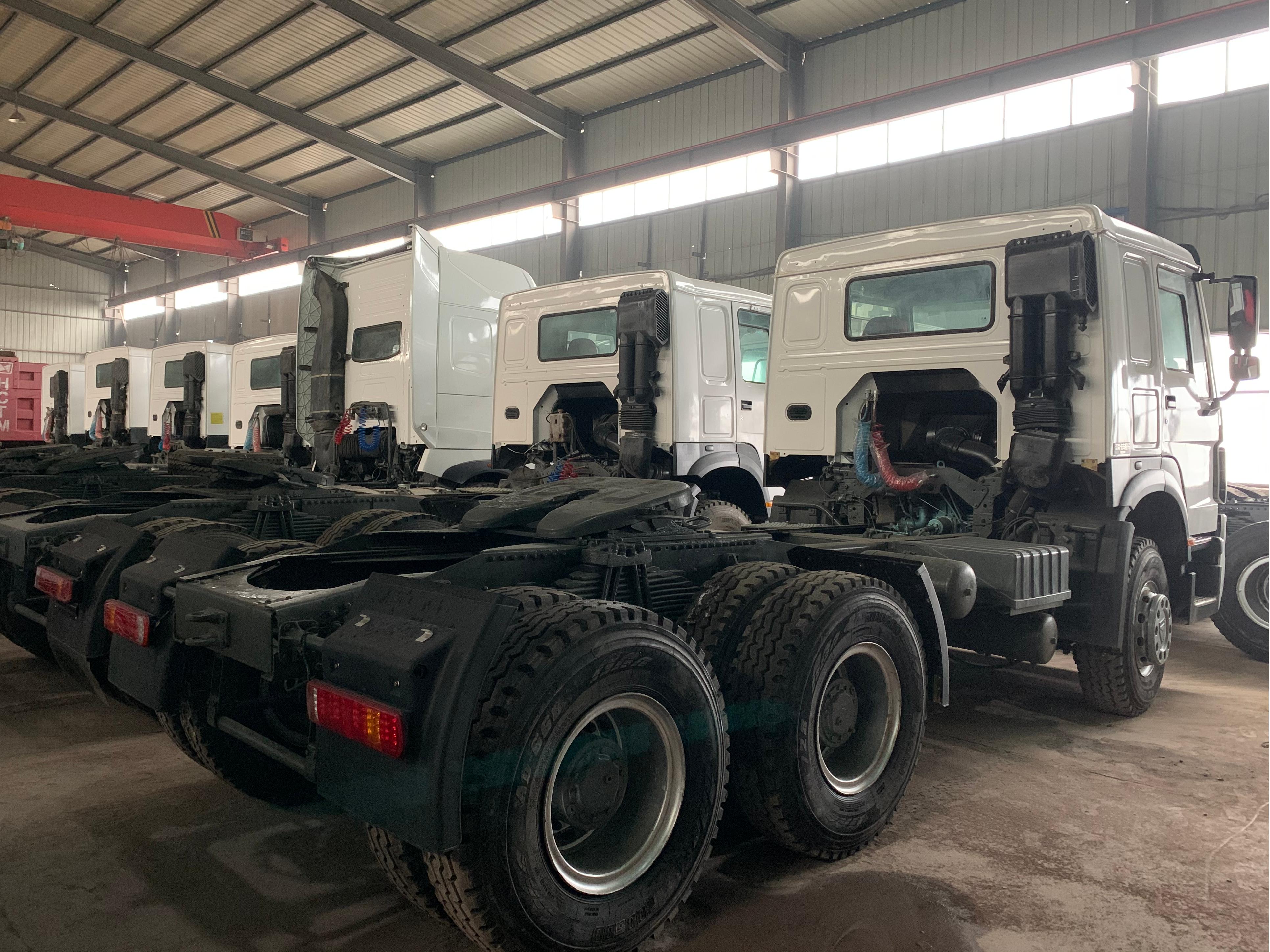 SINOTRUK HOWO 6*4 Tractor Truck