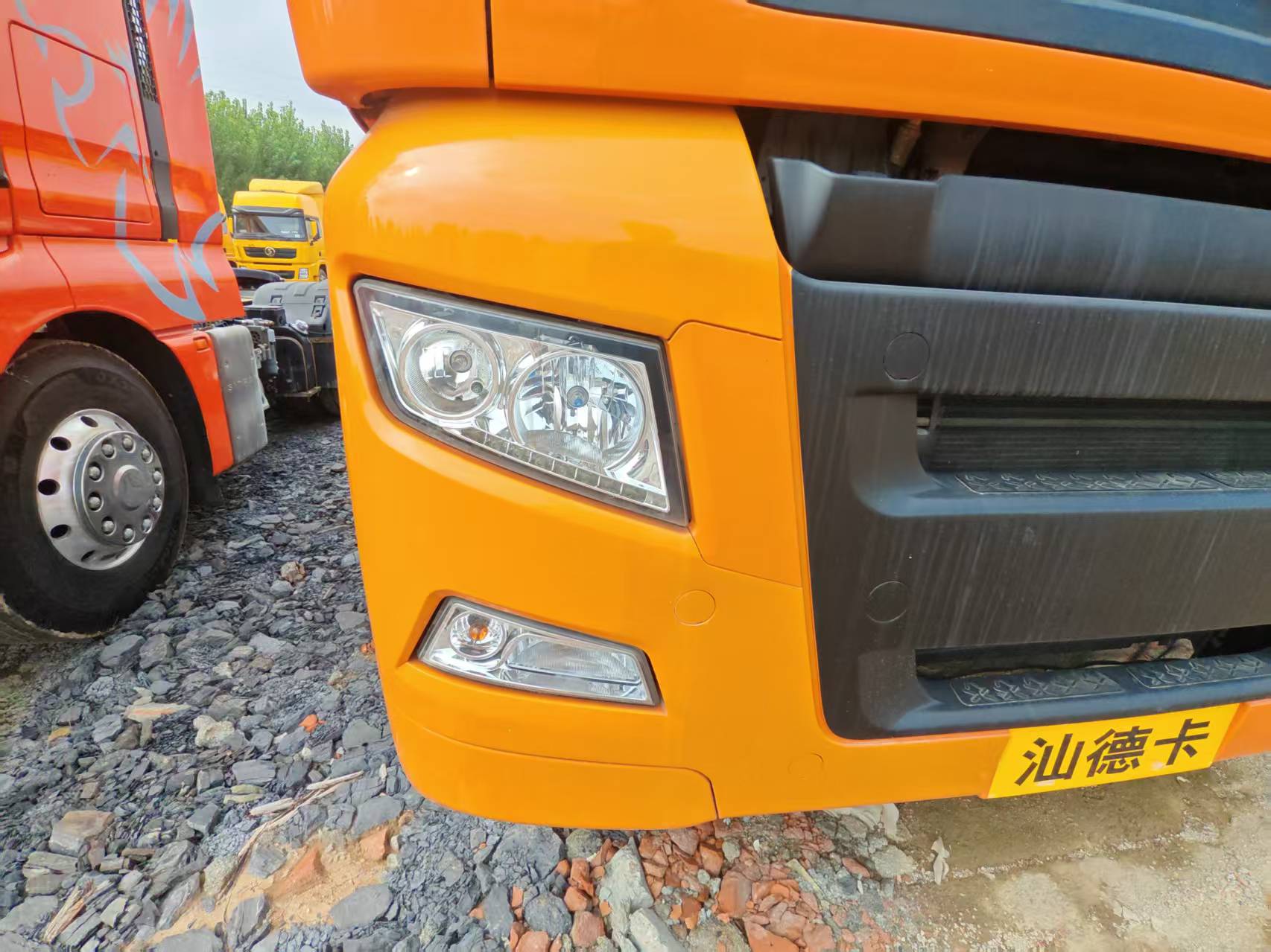 SINOTRUK 6*4 Tractor Truck