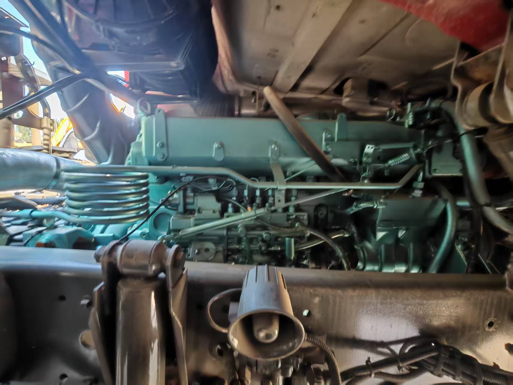 tractor truck details