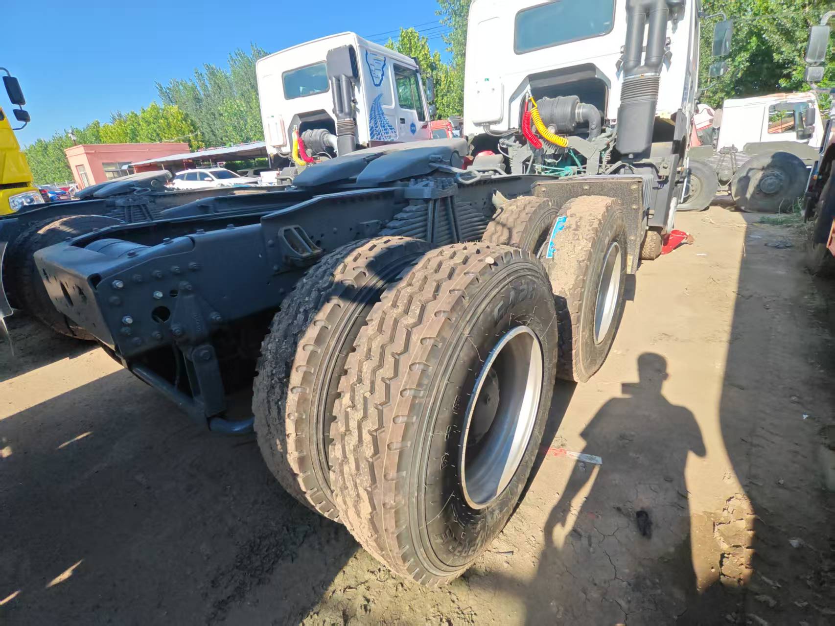 cheaper price tractor truck