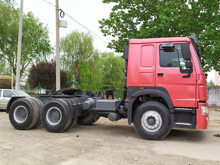 SINOTRUK HOWO 6*4 Tractor Truck
