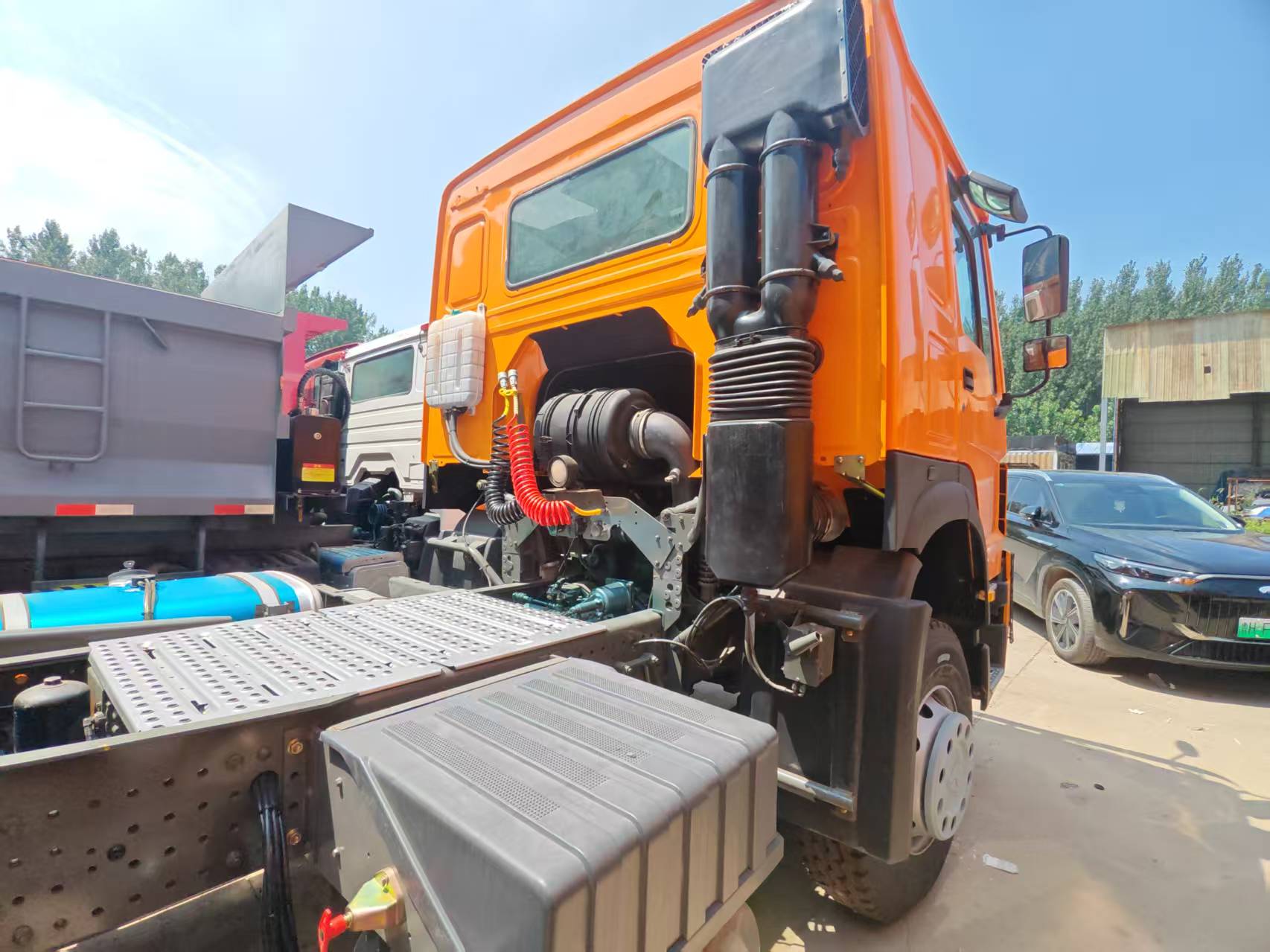 SINOTRUK HOWO 6*4 Tractor Truck