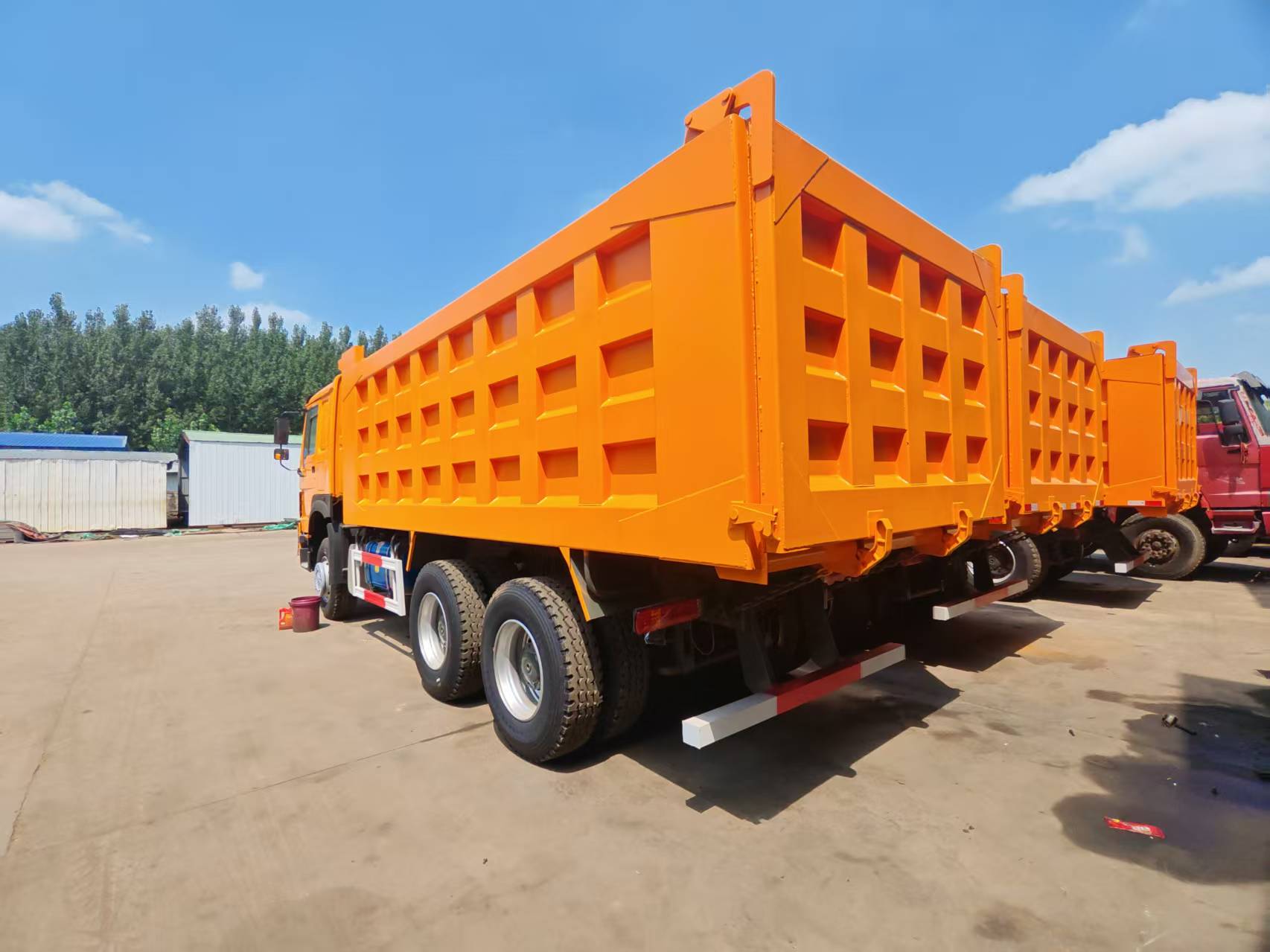 howo tipping truck