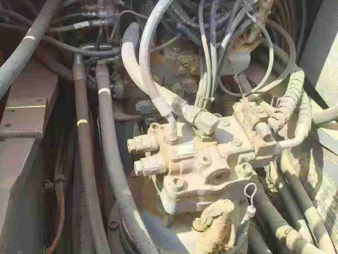 Hitachi Zx350