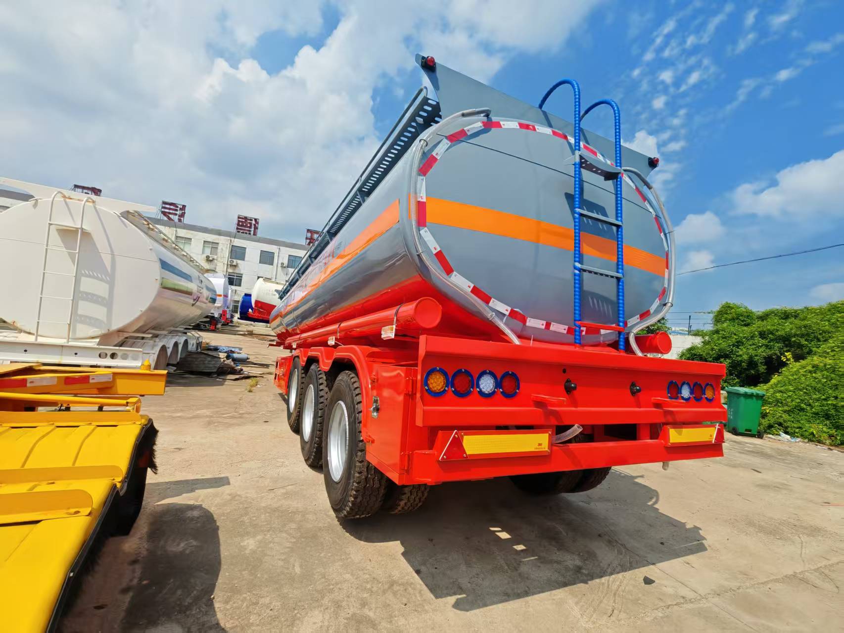 oil tank trailer