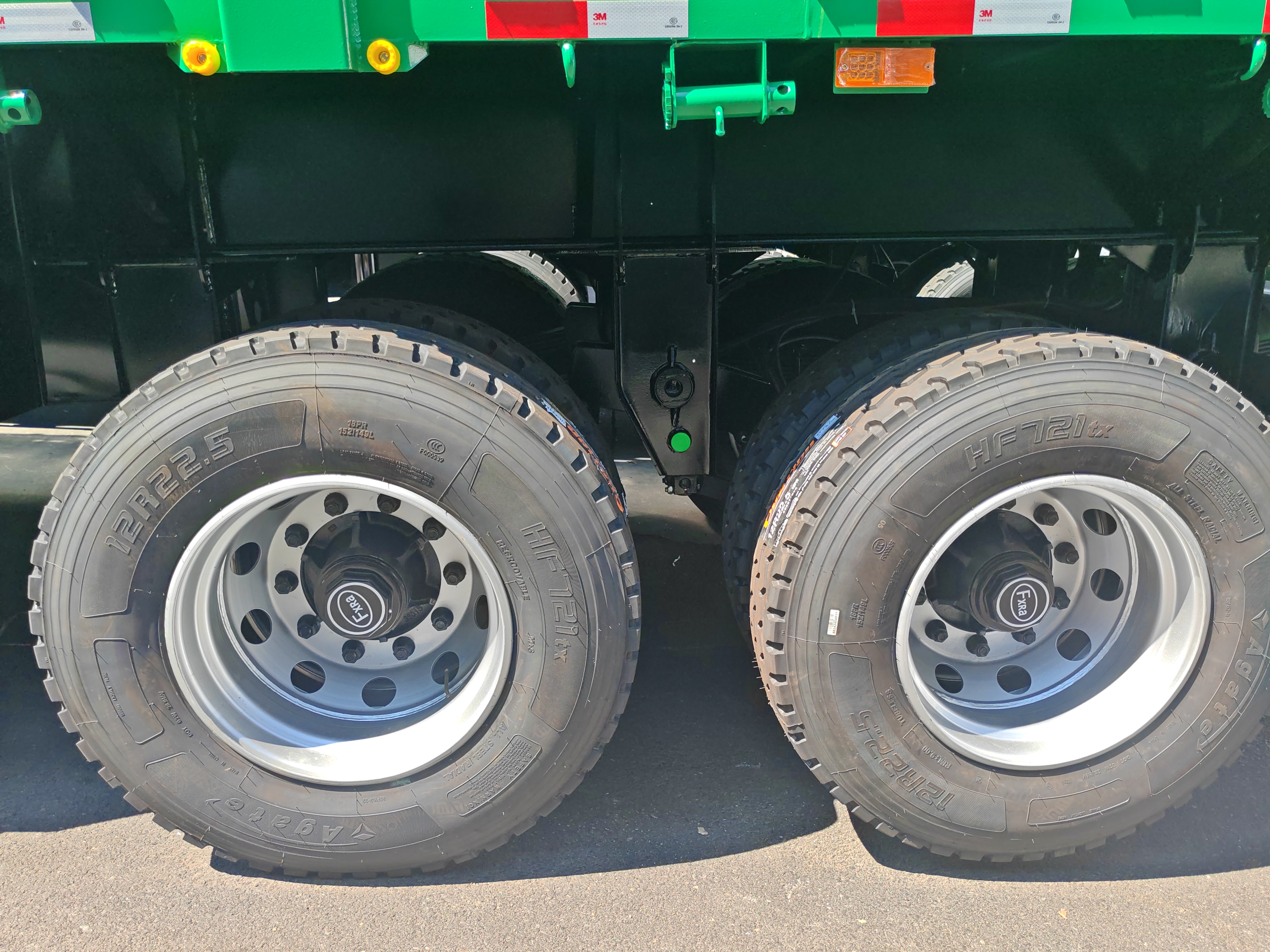 Fence Semi Trailer Detail Picture