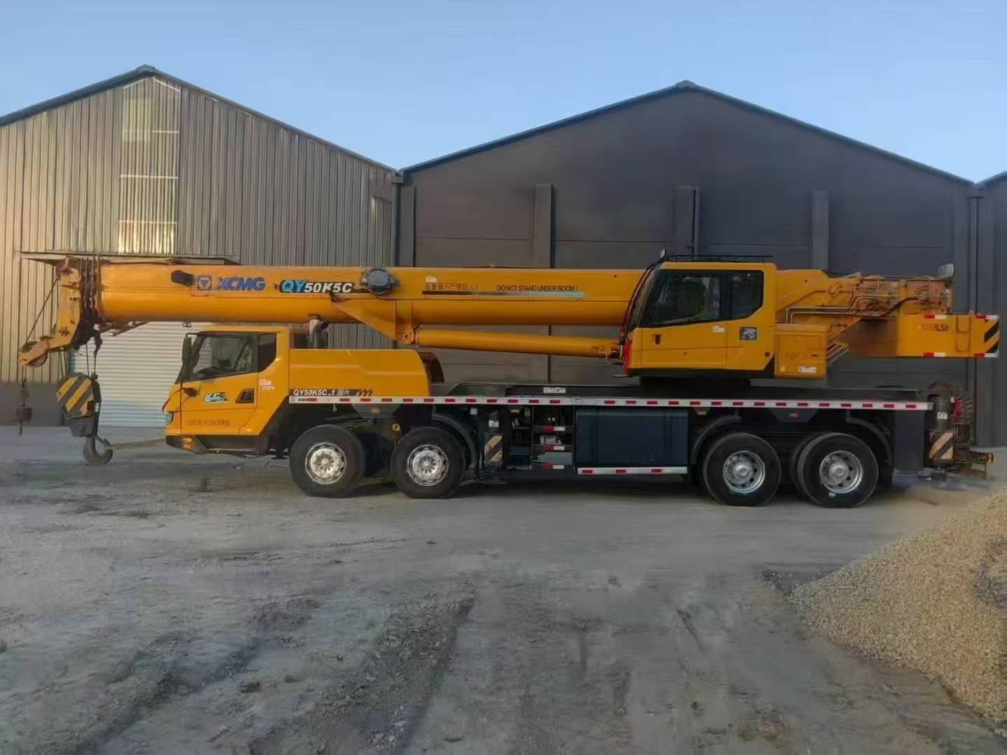 secondhand truck crane