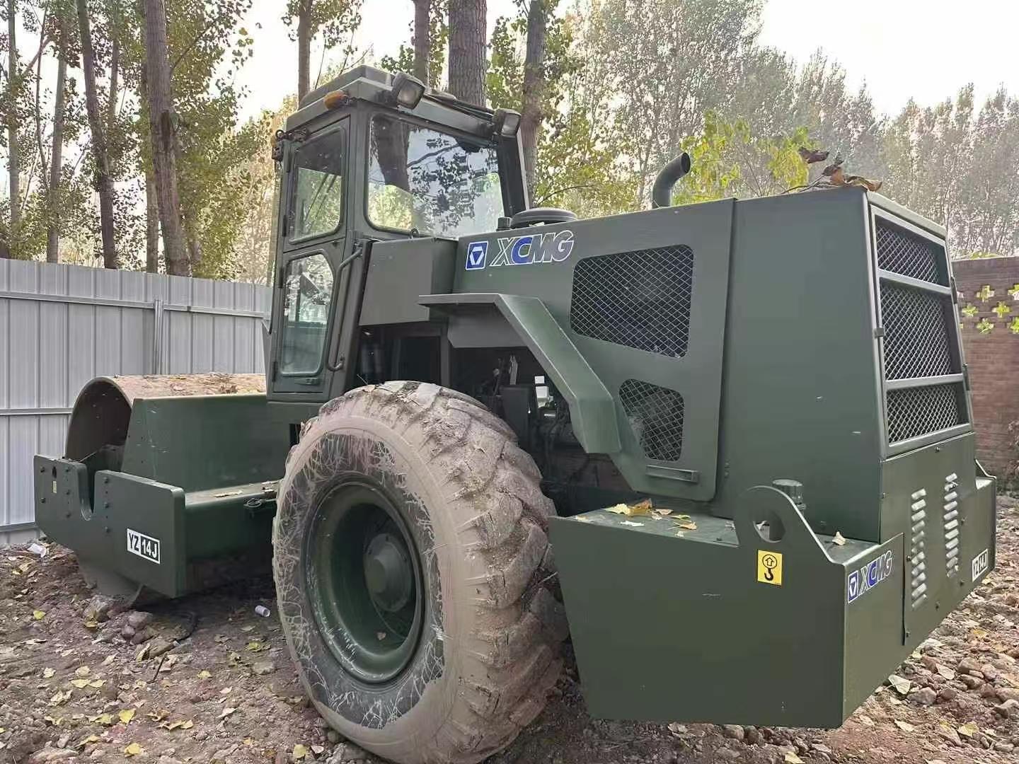 14 ton road roller