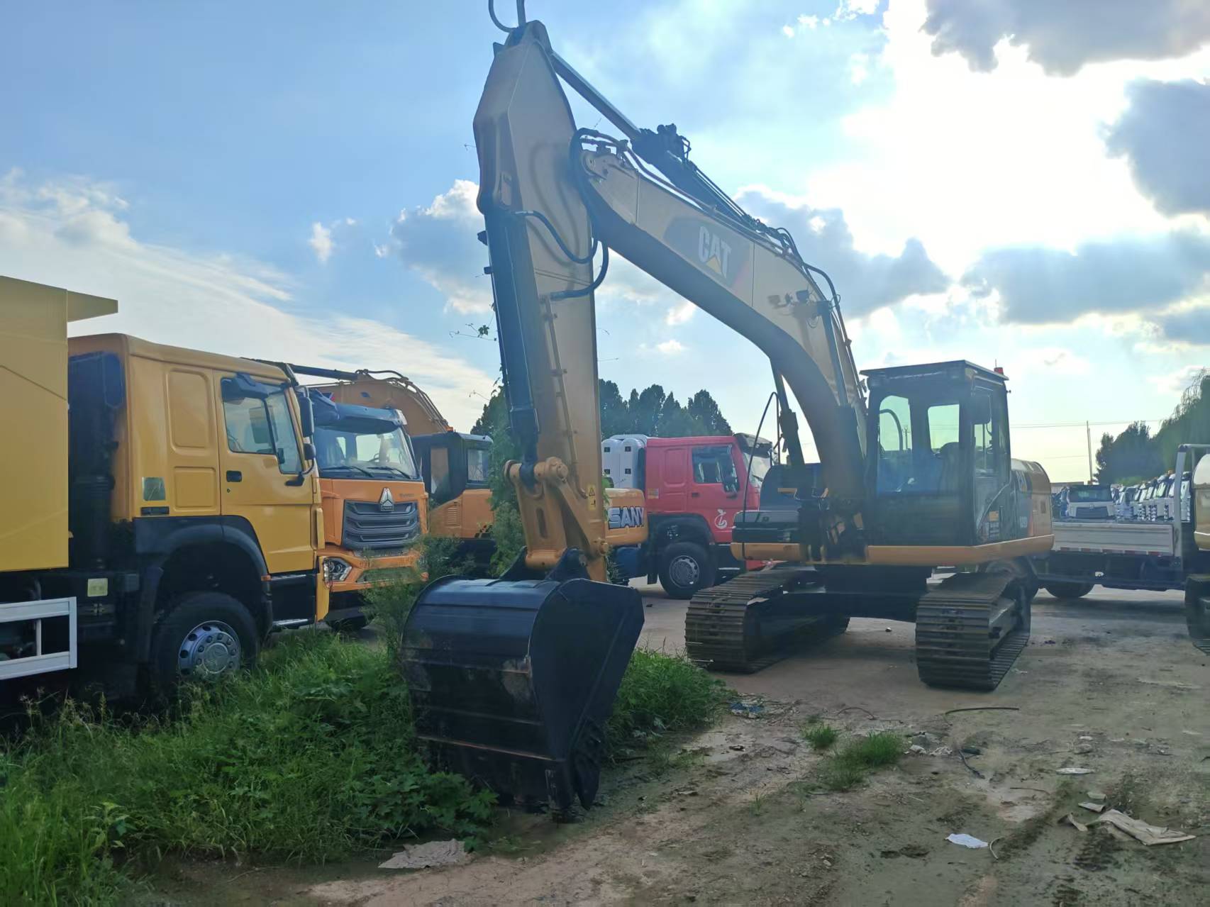 secondhand excavator