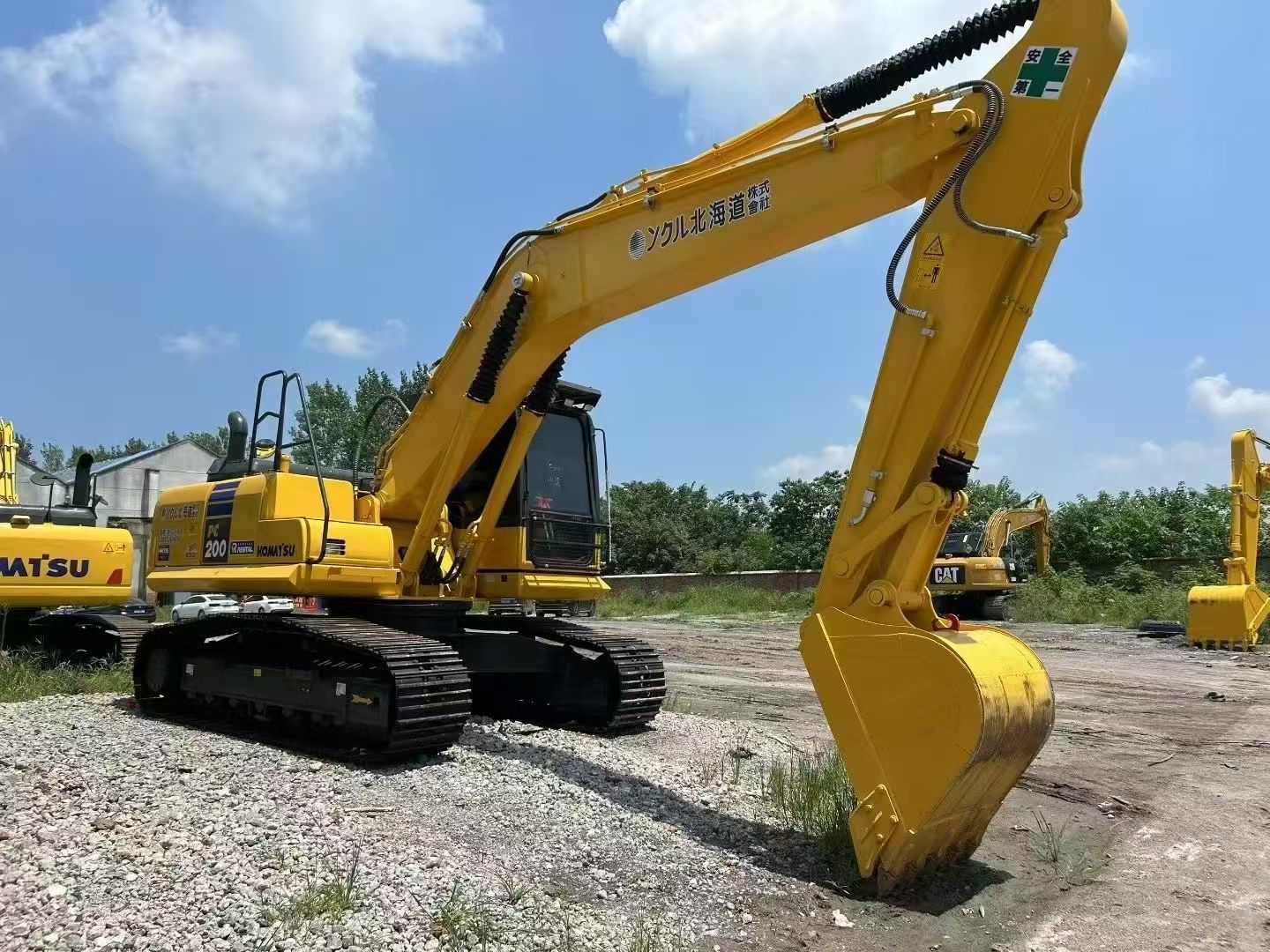 used crawler excavator