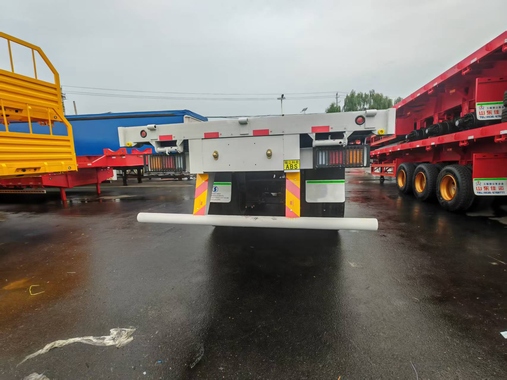 3 axles flatbed semi trailer