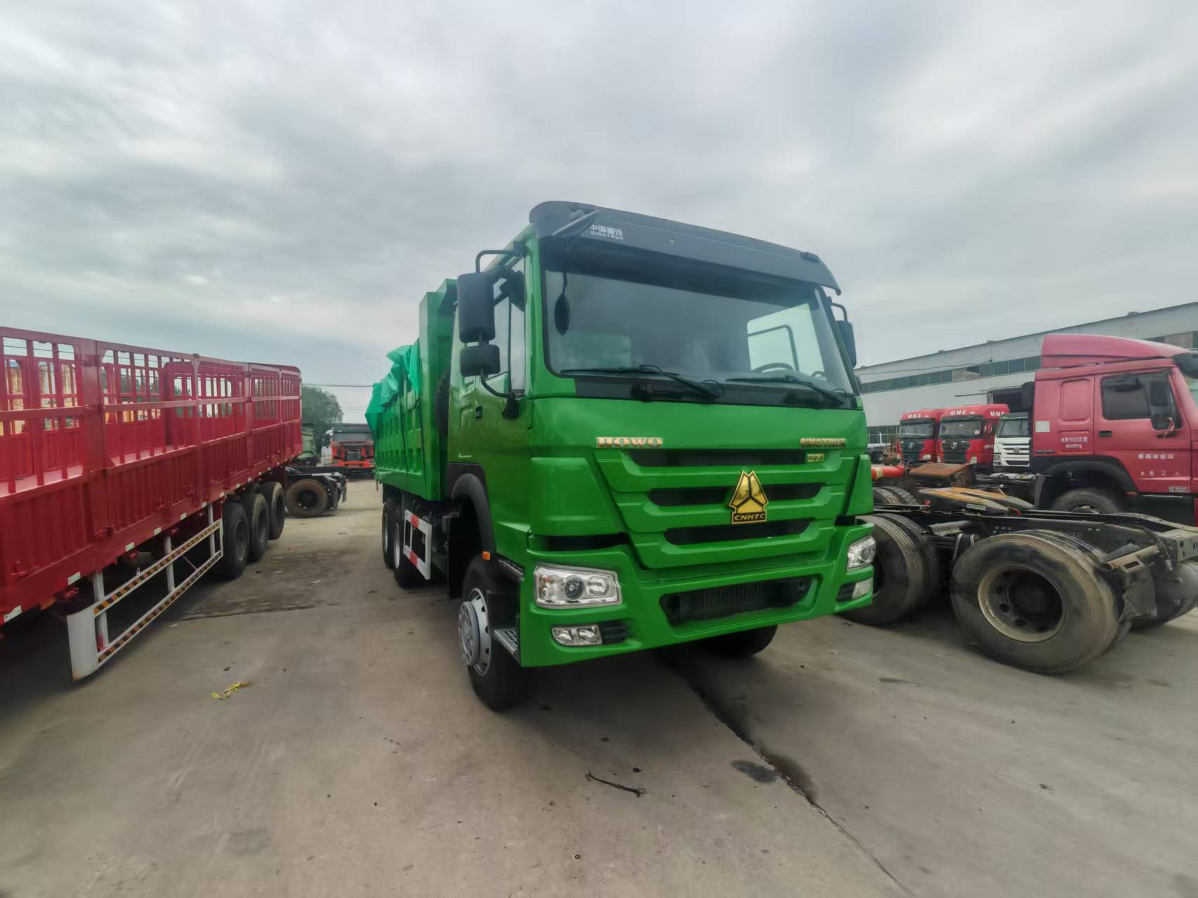 secondhand dump truck