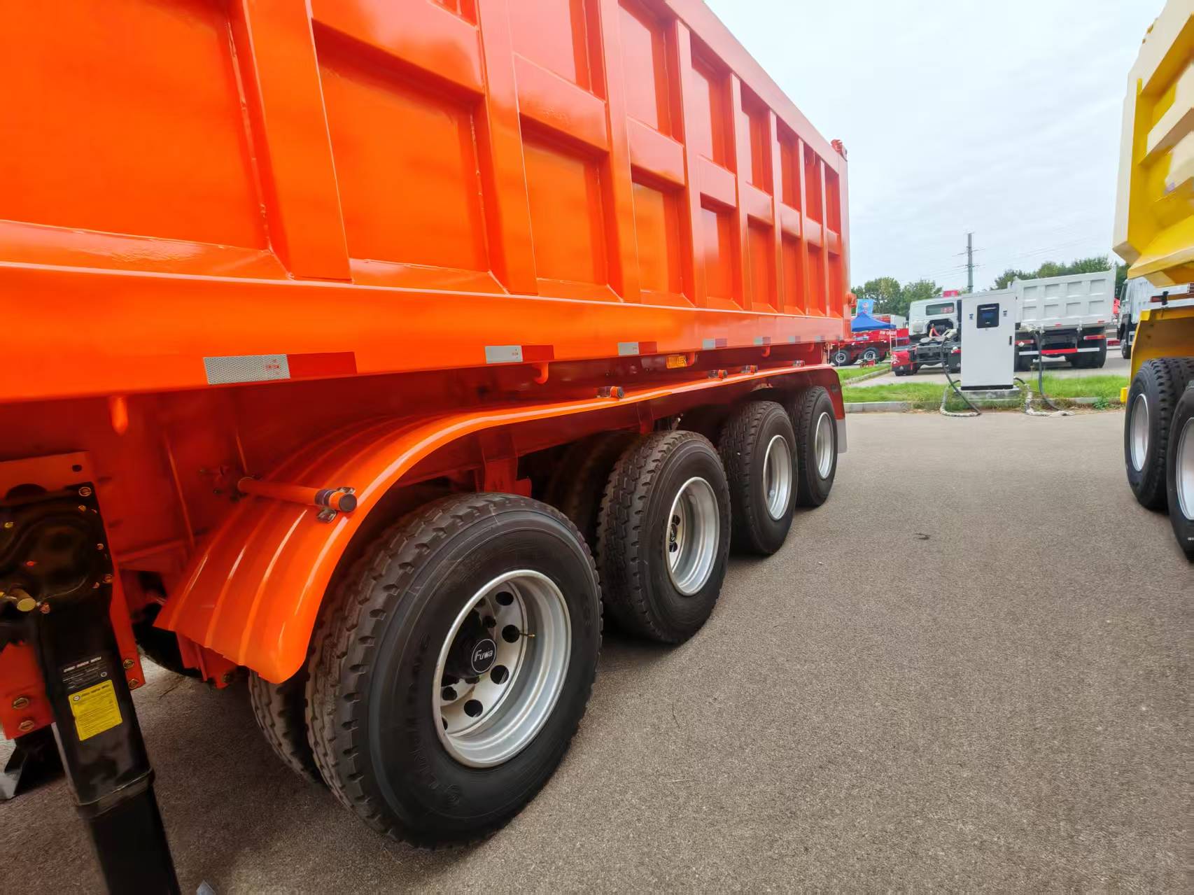 semi trailer tires