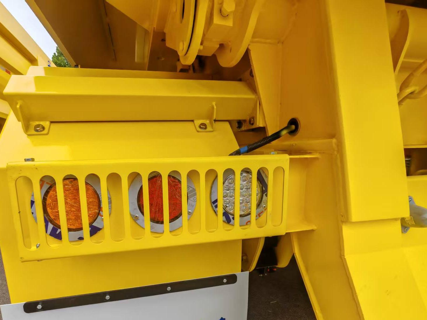 Dump Semi Trailer Detail Picture