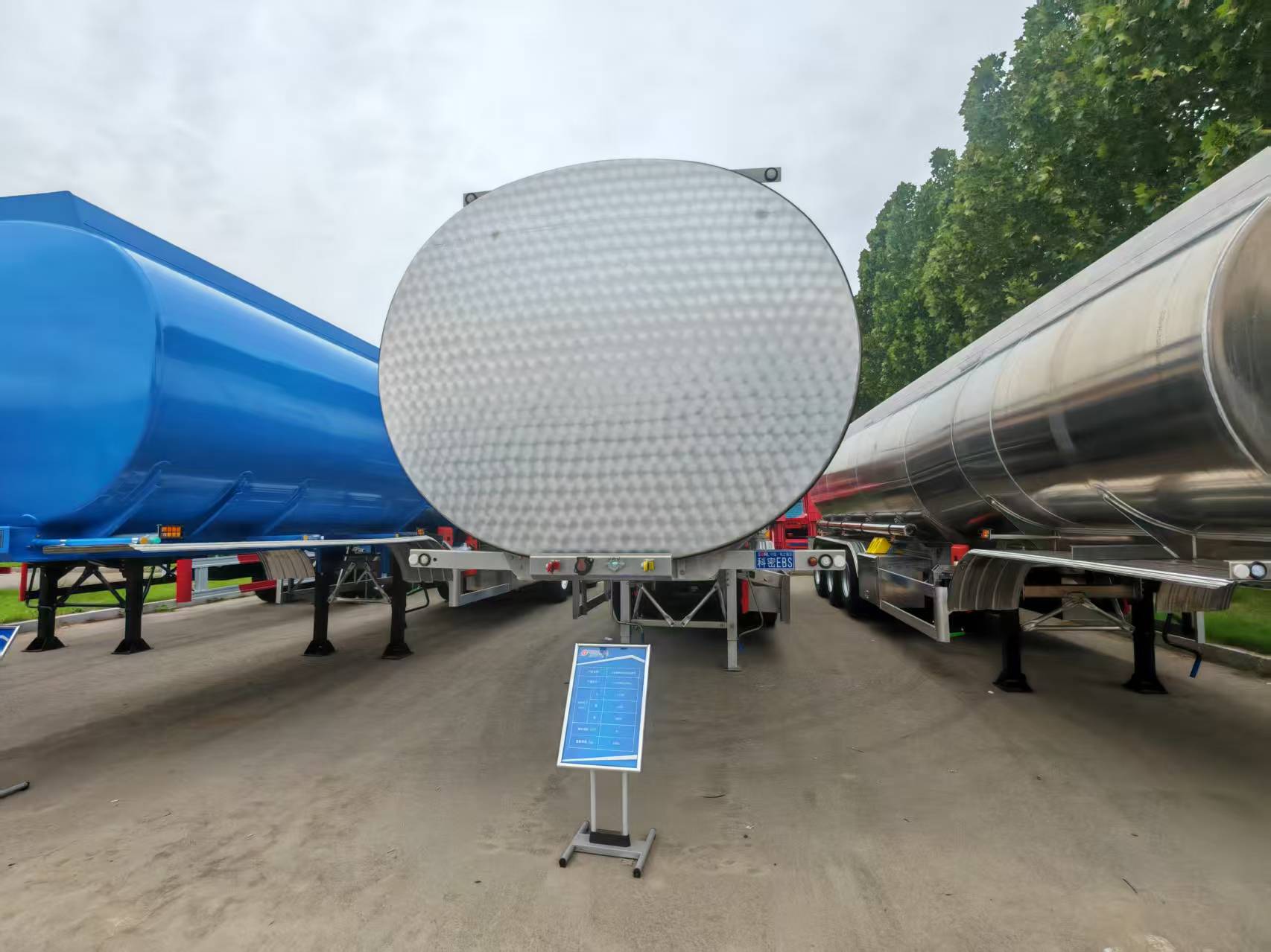 3 axles flatbed semi trailer