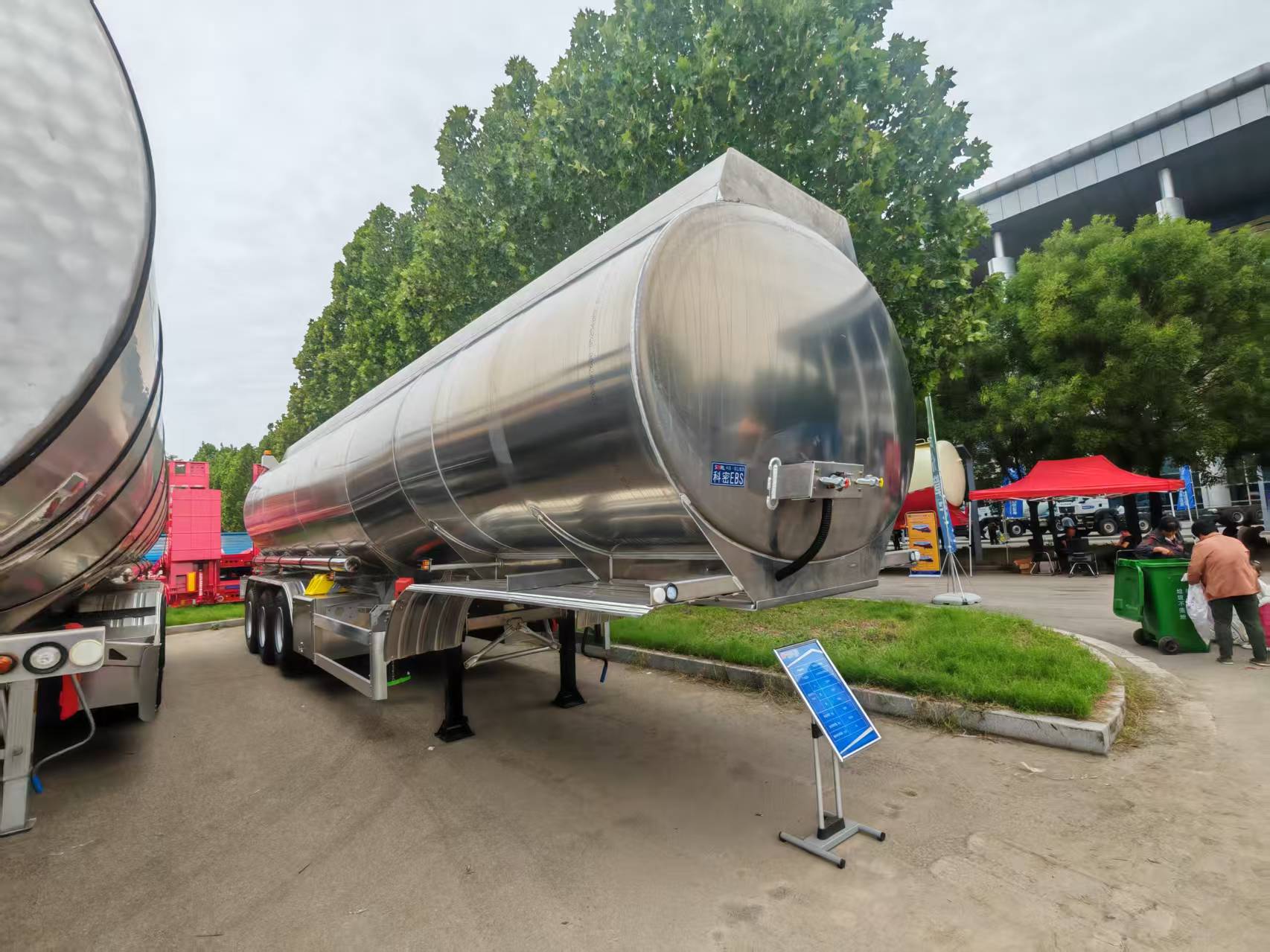 3 axles flatbed semi trailer