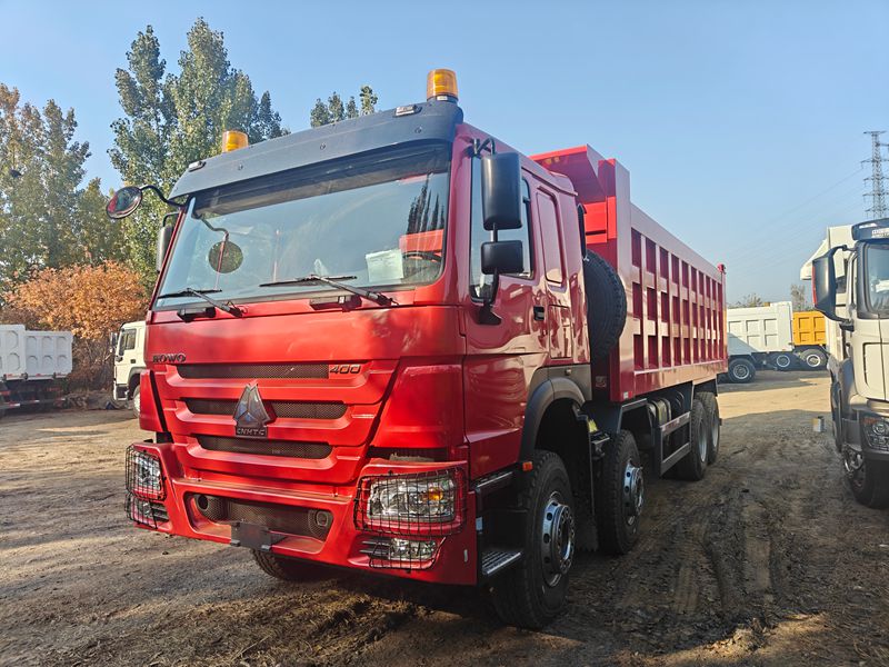 HOWO TIPPING TRUCK