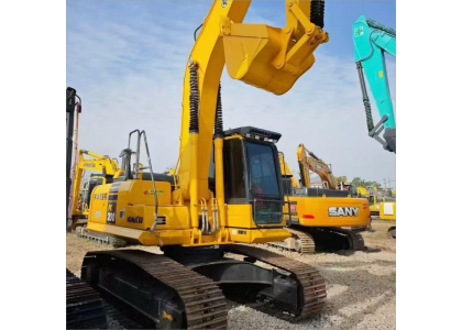 4 Units Used Komatsu PC200 Excavators to Bangladesh  