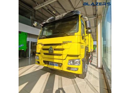 Powerful Sinotruk HOWO 371 6x4 Dump Truck Shipped To Nigeria