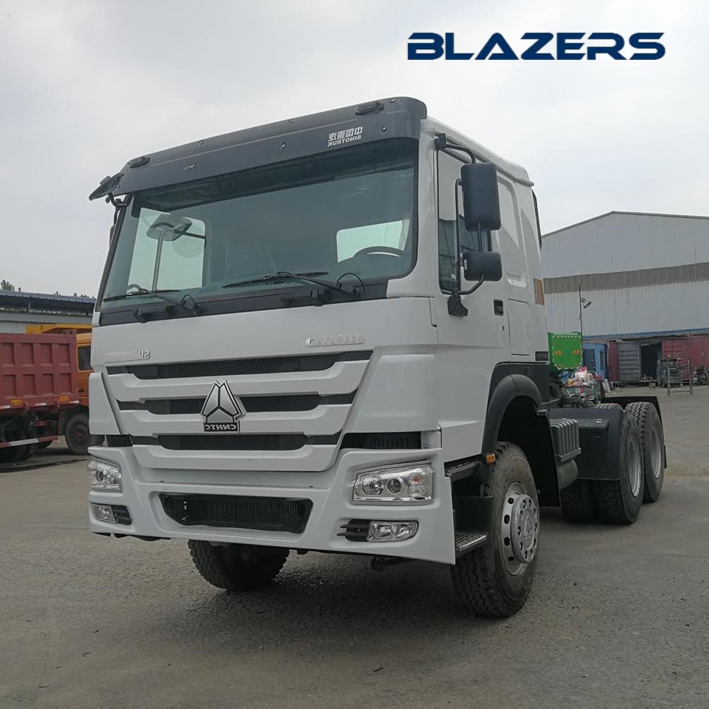 Low Fuel Consumption SINOTRUK HOWO 6X4 Trailer Tractor Head Cng Tractor Truck For Long-Distance Transport