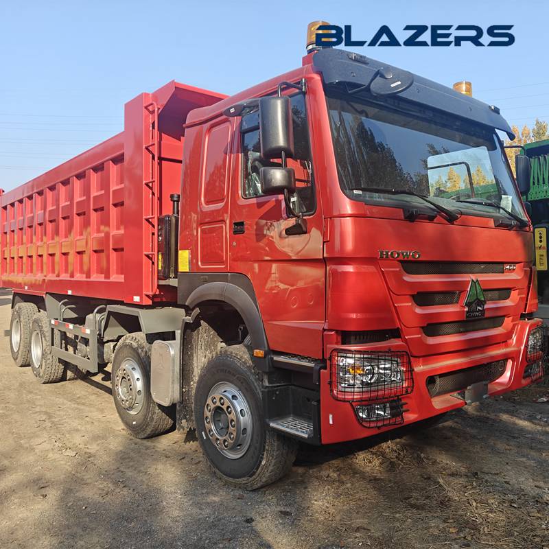 Factory Price SINOTRUK HOWO 8x4 400HP Dump Truck For Transport