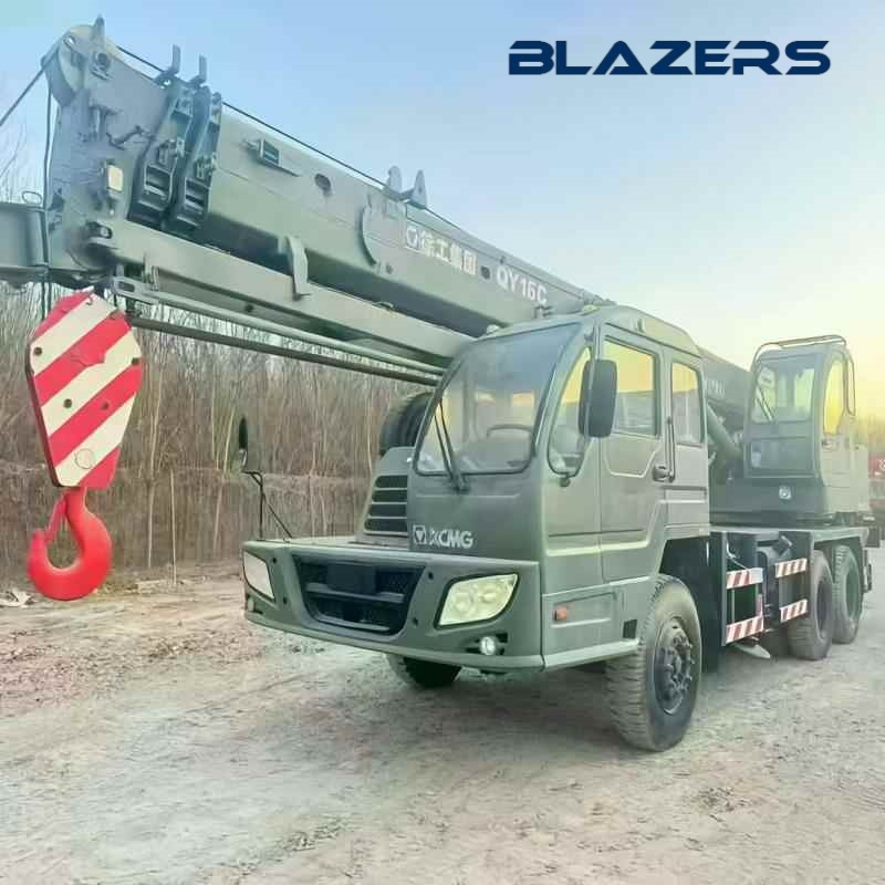 High Quality 2011 Used XCMG QY16C 16-Ton Truck Crane for Paraguay