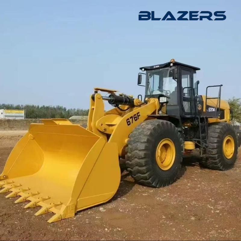 Low Fuel Consumption Used Wheel Loader 676F Short Distance Transportation For Liberia