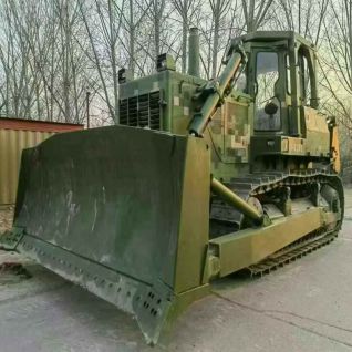 2014 model Pengpu 320 bulldozer in good pre-owned condition. Suitable for land leveling, farmland renovation and other related tasks in Uganda.