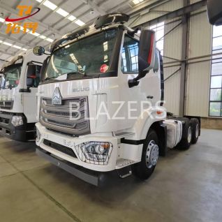 At Stock SINOTRUK HOWO 6x4 10 Wheels Used Tractor Truck To Liberia