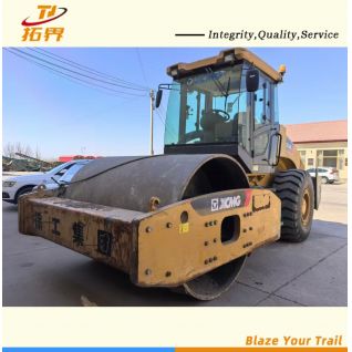The second-hand 22-ton XCMG XS223JE medium-large-sized road roller is suitable for road base vibration compaction operations.