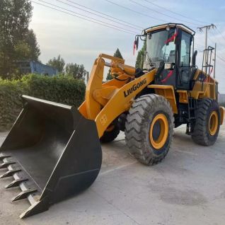 A near-new conditioned 3m³ LIUGONG 856H wheel loader is suitable for sand and gravel handling operations