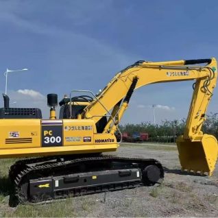 Good Quality KomatsuPC300 Crawler Excavator Construction For Tanzania