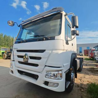Durable Used 10 Wheels 6×4 SINOTRUK HOWO Horse Suitable for Liberia